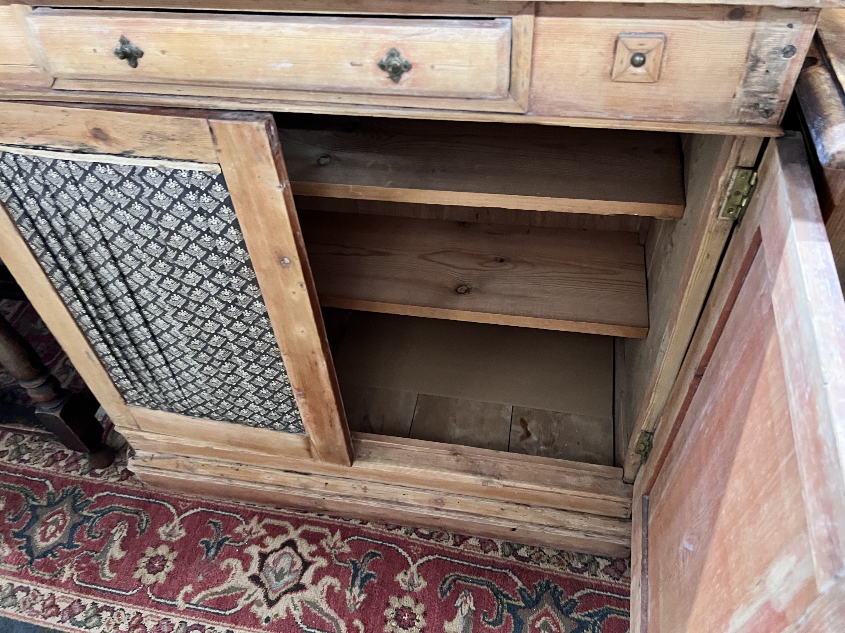 An Edwardian pine side cabinet, width 92cm depth 42cm height 90cm